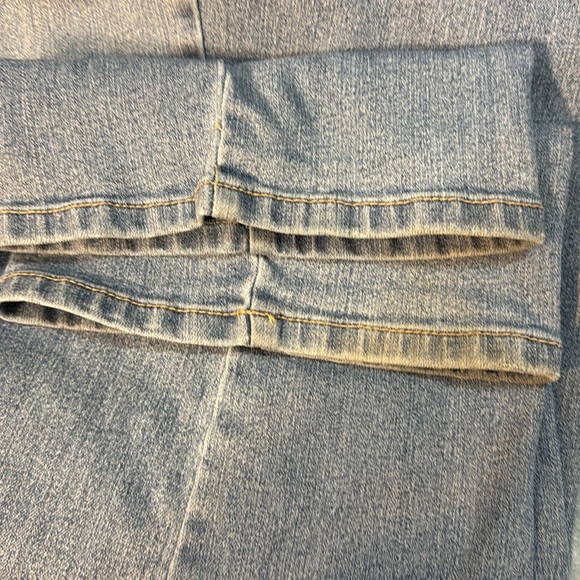 Gloria Vanderbilt Amanda Light Wash Women’s 22W Stretch Denim Jeans - Picture 8 of 9